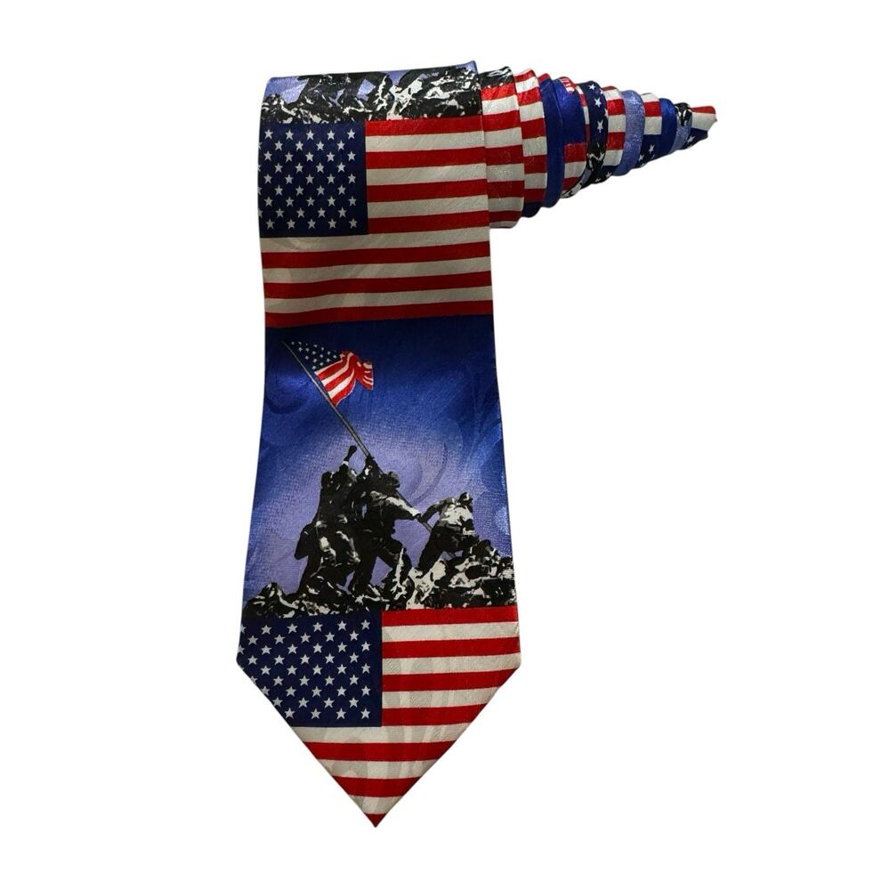 Steven Harris Iwo Jima Soldiers America Flag Novelty Necktie Vintage Polyester